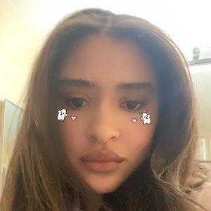 Meet your Posher, Madeline